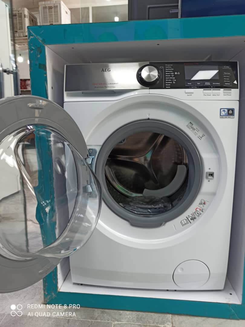 خرید اینترنتی ماشین لباسشویی آ ا گ مدل LF7C1412B ظرفیت 10 کیلوگرم از گناوه