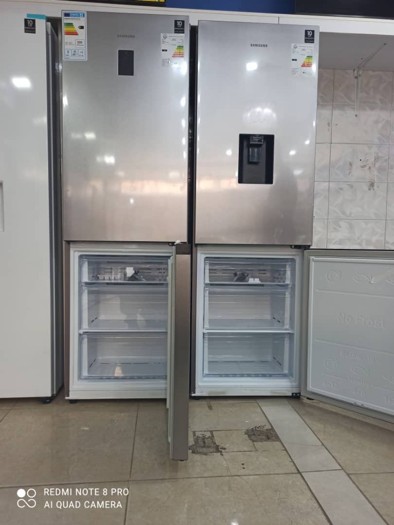 یخچال فریزر دوقلوی 4 درب سامسونگ 40 فوت مدل RB34T630 - RB34T670
