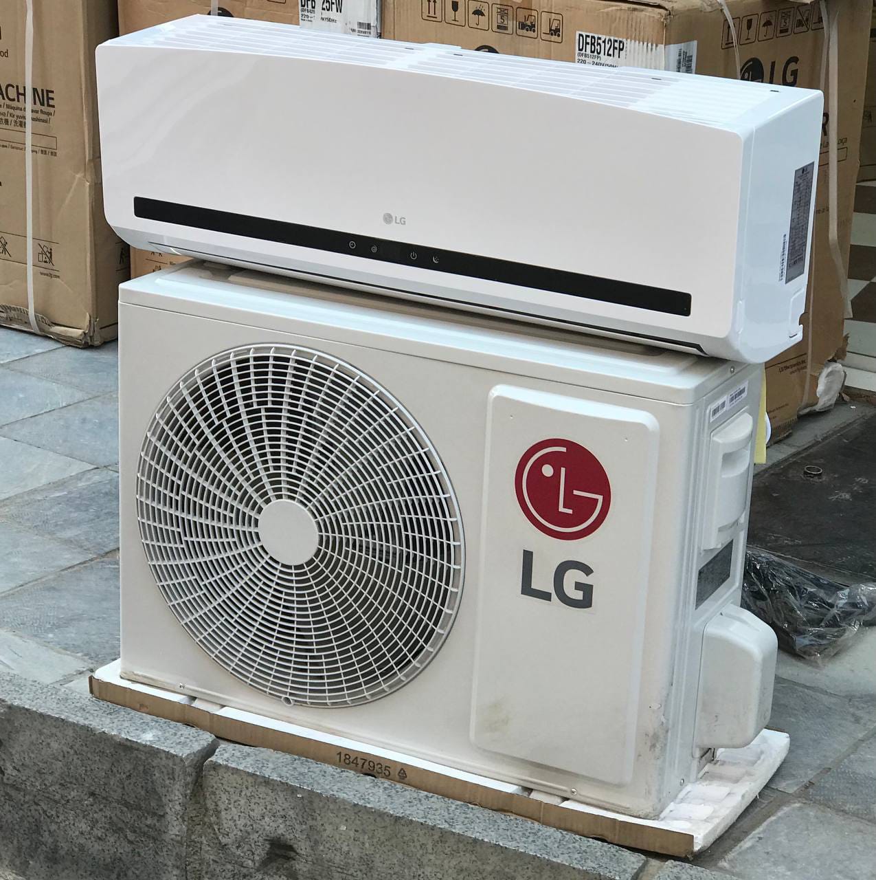 کولرگازی 24000 ال جی مدل IQA24K در گناوه