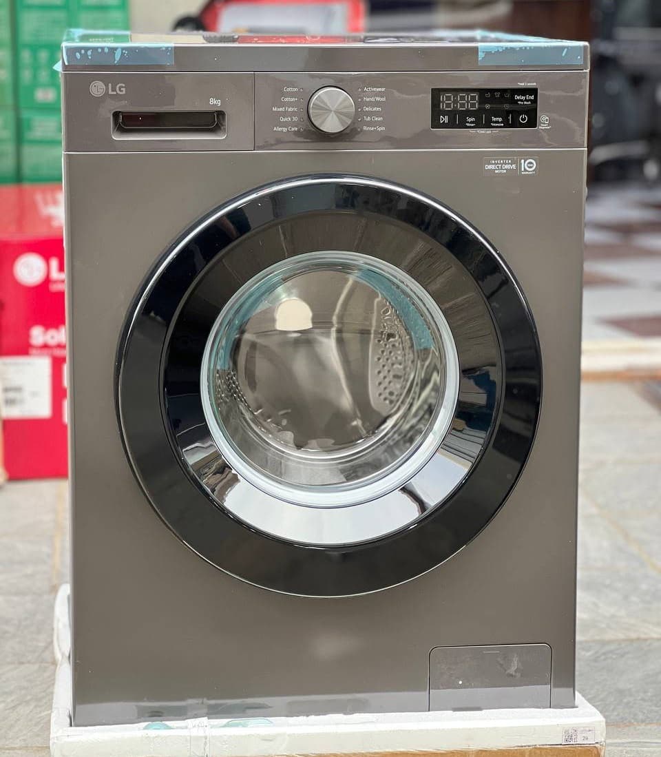 ماشین لباسشویی 8 کیلو ال جی Y1